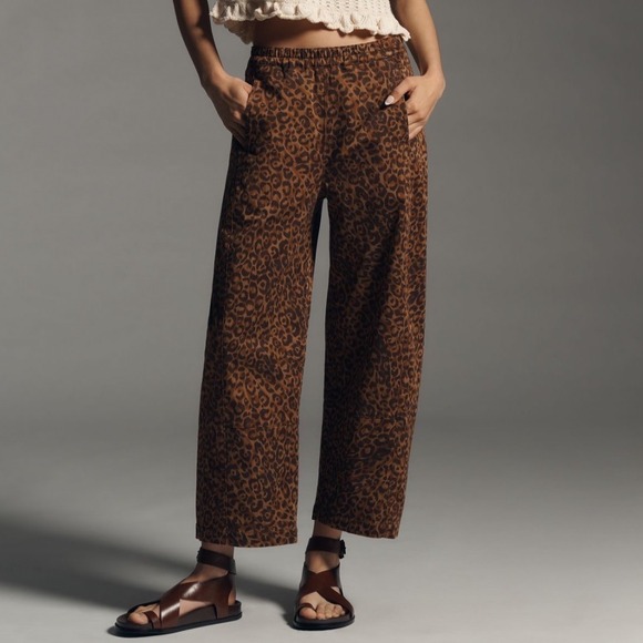 Pilcro Pants - Pilcro Anthropologie Izzie Relaxed Sateen Pull-On Barrel Pants Leopard Print M